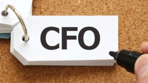 『CFO募集、ただし18歳以下』 新聞広告で幹部を募集　ユーグレナ副社長「60代経営陣に足りない視点」